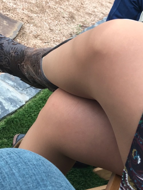 phleggs: Me tonight in my suntan hose