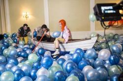 bewareofparamore:  Behind the ‘Still Into You’ video 