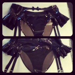 sogoodforbunnies:  One of the pieces that went out today, a pair of #latex “Bettie panties” that are black with a Trans black bum and removable #garters #latexlingerie #abigailgreydanus #abigailgreydanuslatex 