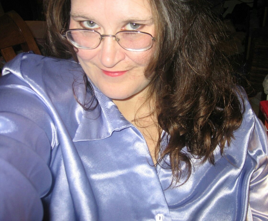 wickedlywenchy:  @destinationrelaxation……in glasses😉