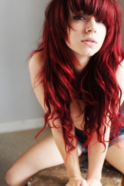 suicidearmygirlz:  Emma Howes (Rouge Suicide) 