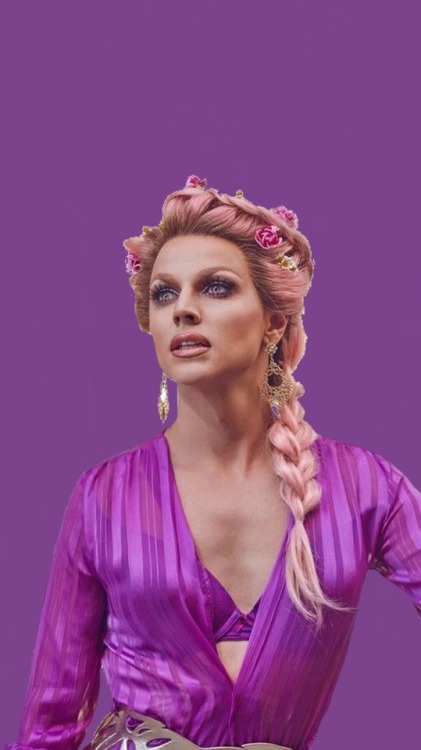 Courtney Act lockscreens Please like or reblog if you use and don’t steal xo