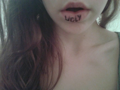 sinnerer:  ♡  No!  That is a beautiful, kissable mouth&hellip;