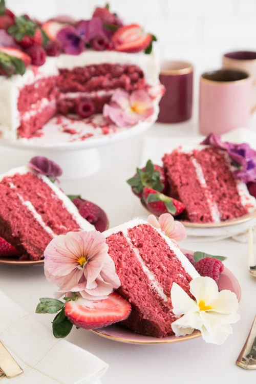sweetoothgirl:PINK VELVET CAKE RECIPE 