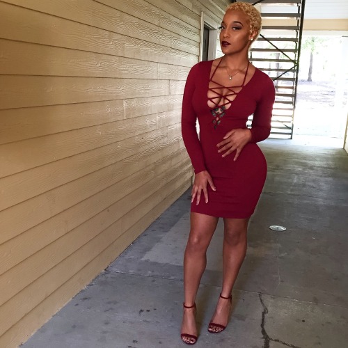 Maroon#MissJones #Salutelexx_