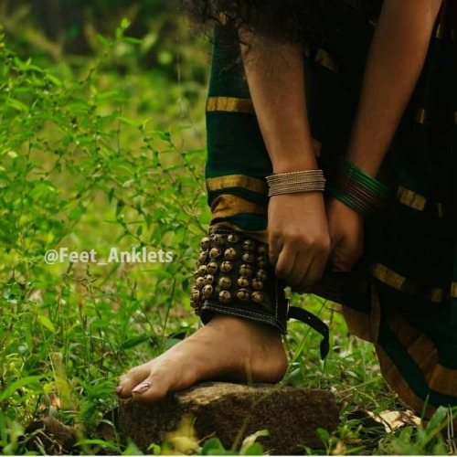 Morning Clicked by @vishnu_santhosh._ #feet #anklets #photooftheday #photography #indianphotograph