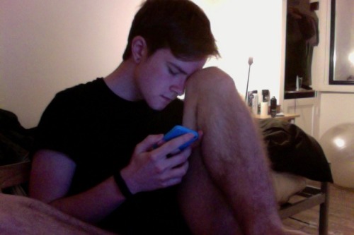 (Hil) Hey darling, this is the boy whith who i cheated on you today&hellip; thanks for being a c