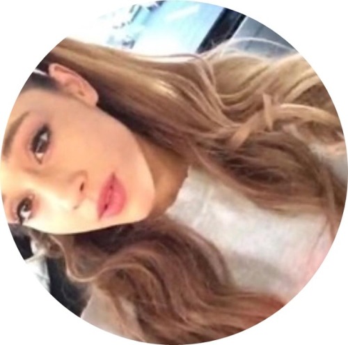 take a screenshot instead of saving the pic like if you save or @parafaso  on twitter