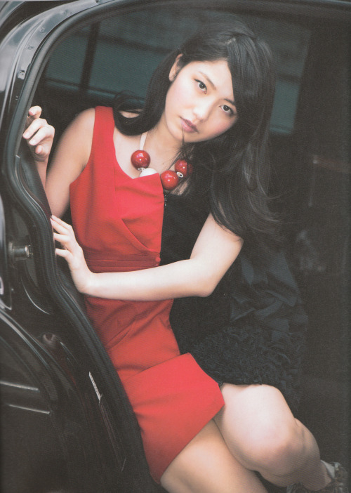 Yui Yokoyama : 横山由依
