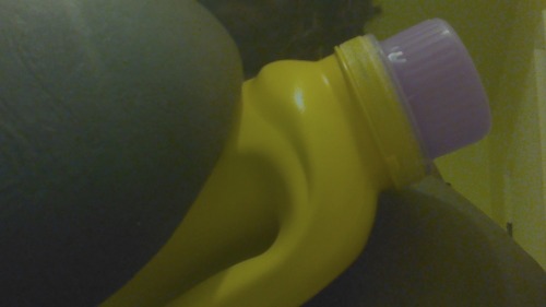 mistyblew2:  Look daddy no hands. Do you like the way these tits can hold shit down? Lol