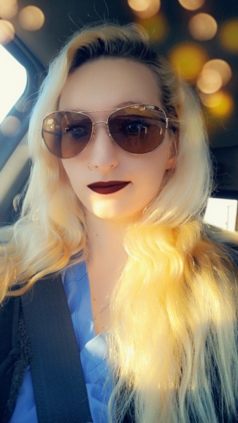 katiiie-lynn:Sunshine on your drive home from work in the morning just hits right 🌞💖(Using these snap filters bc they create the illusion that I have clear skin 😅) You’re gorgeous without filters and don’t need them 😘😘🥰