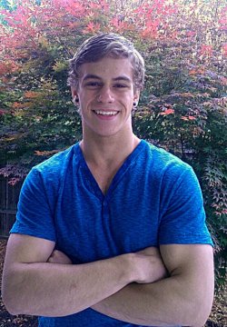bonermakers:  Studly college guy - nice to