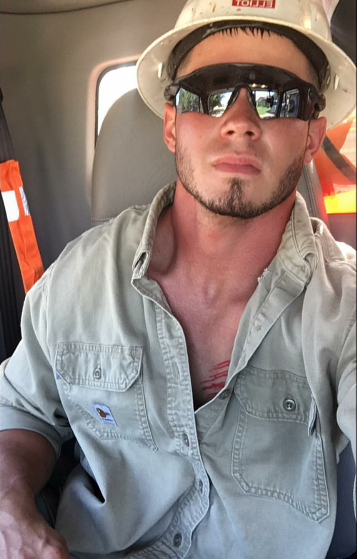 chettbro:“Blue Collar Alpha Stud”