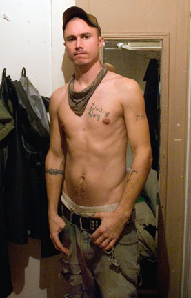 FOR MORE HOT MEN GO TO fklnfred.tumblr.com/
