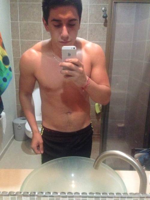 nakedguysfromkik:  From México