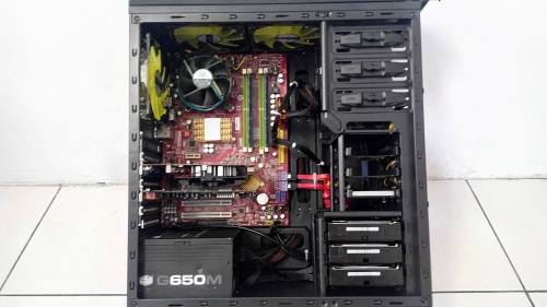 “Yellow Khayla”, after cable management.