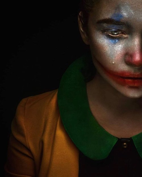 Self portrait by @kamilajgruss Photo discovered on @vipama_art #clown #clowngirl #sadclown #clownp