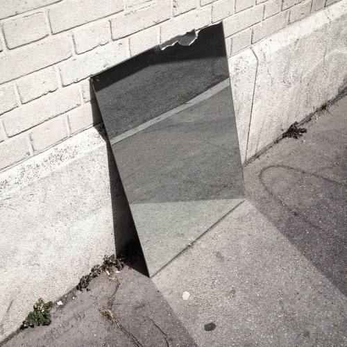 salimsantalucia:  Random street installation, Paris, 2015.  http://bit.ly/SSLdaily 