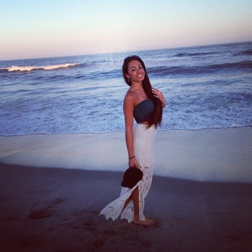 serenity  follow me on instagram! @carlymazer 