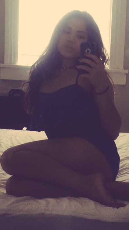 stp2018: Who want to see her nudes?