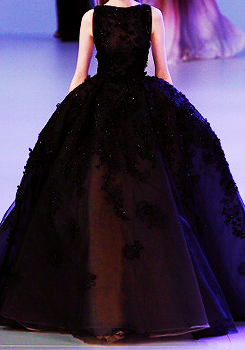 XXX fashion-runways:  Elie Saab Paris Fashion photo