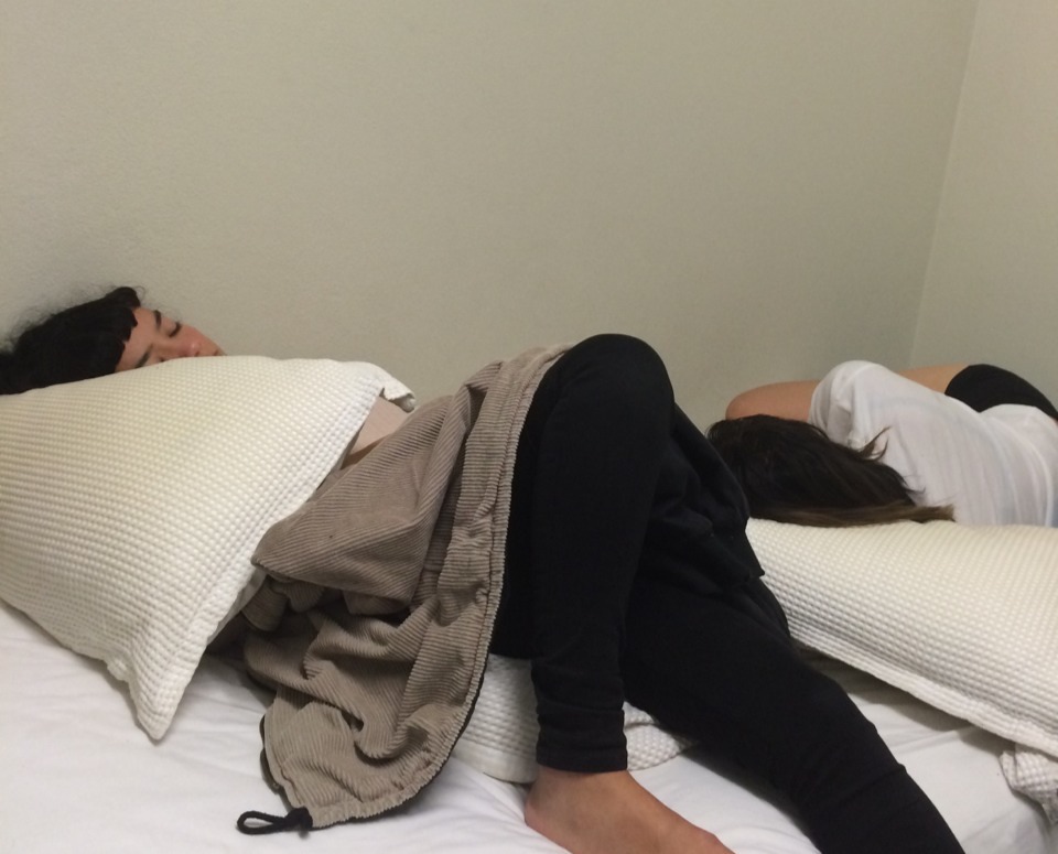 friendlyhomes:  acid-nangs:  largegoon:  sleepy friends  thx tim  we r angels