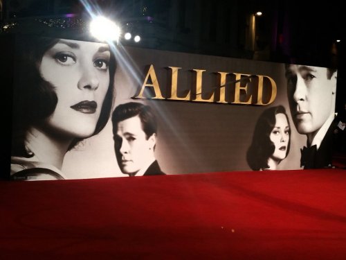 dbarraja:Brad Pitt & Marion Cotillard at the “Allied” premiere in London (November 21)