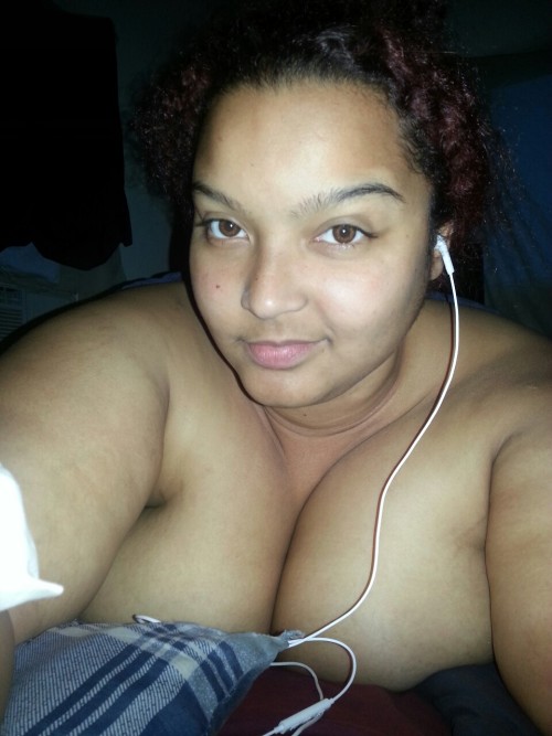 iluvbigtitties