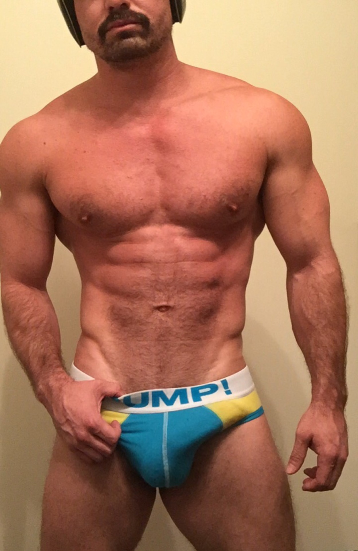 two-pervs:  Getting pumped for the weekend!