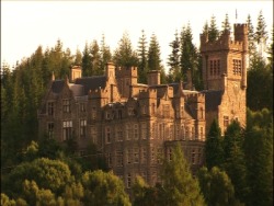 theladyintweed:  Carbisdale Castle, Scotland