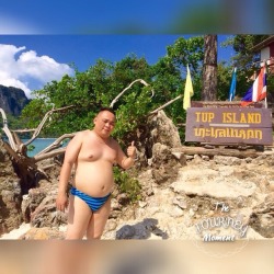 speedochubby:  Thai chub guy