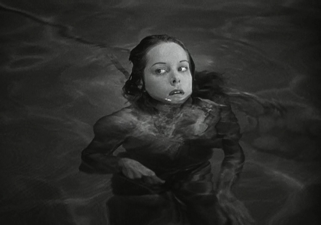  Simone Simon ~ Cat People (1942) 