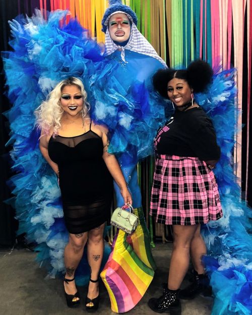 🌤🌈 @bigandmilky , always a treat🌈🌤 (at Los Angeles Convention Center)
https://www.instagram.com/p/CfFMXGRvkvl/?igshid=NGJjMDIxMWI=