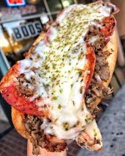 food-porn-diary:  Pizza cheese steak topped