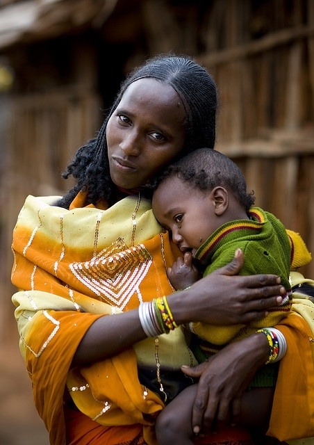 angryafricangirlsunited:  African mothers: Morocco, D.R Congo, Kenya, Benin, Madagascar,
