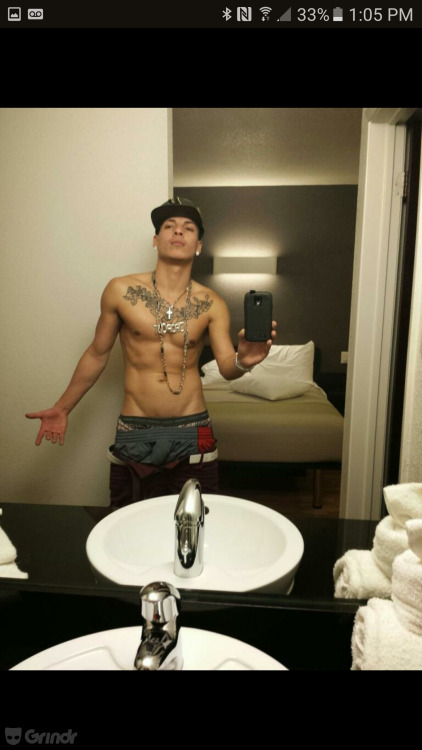 tugranbergotatubebelovly:  buubertt22:San Antonio, TX guy. Hung.  Richard has always had a thick Cock 😘😘😘😘