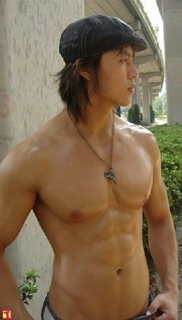 crazy4asian:  Yum yum