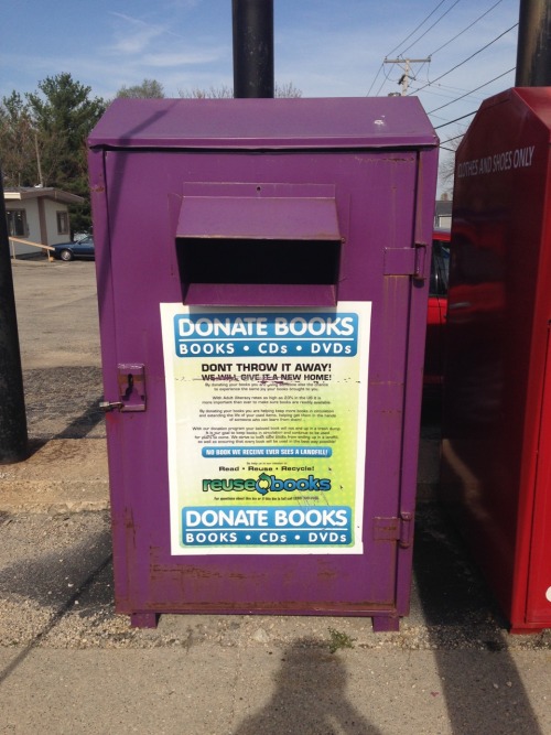 alittleheadache:johndarnielle:How to make me crySadly, these donation boxes are super shady! (Maybe 