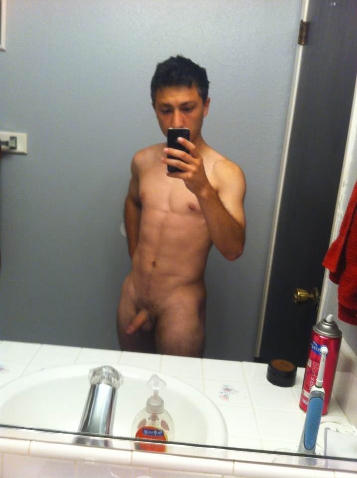 guysexting:  Eric Estigoy 19yo is a single father that plans on joining the Army.