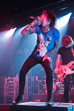 mitch-luckers-dimples:  BMTH (12 of 26) by