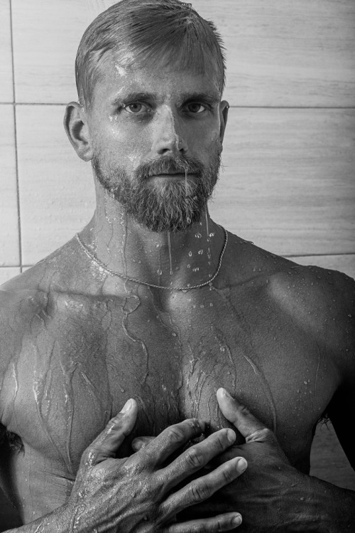 eroticco-magazine:  Model: Adam Perry Photography: Kamera Addikt 