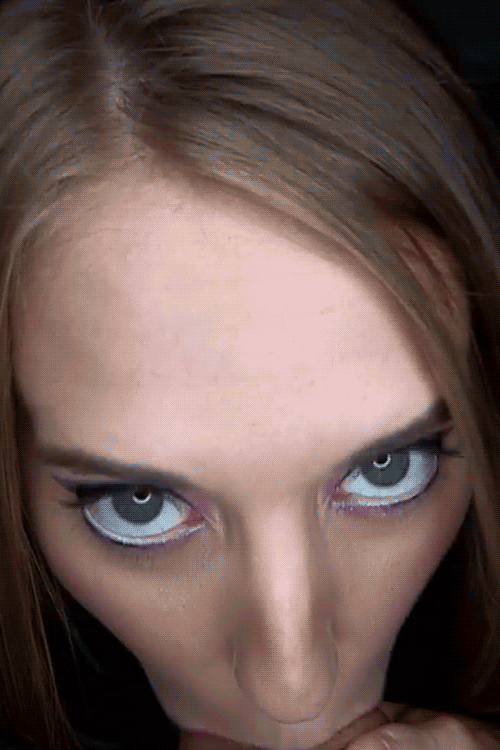 fredwhipple:  awesomeblowjobposts:  Hot SLUTS showing off LIVE!!! Register for FREE