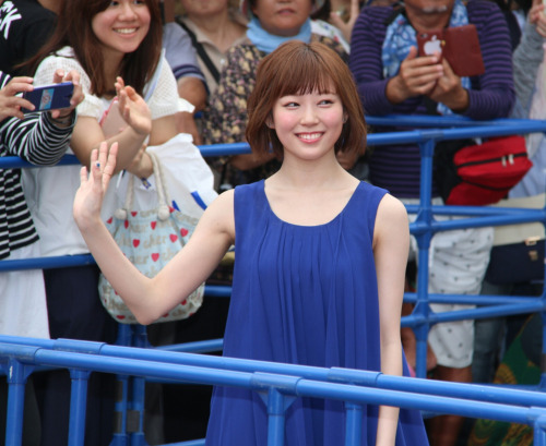 milky0919: 第8回沖縄国際映画祭 レッドカーペット 160424