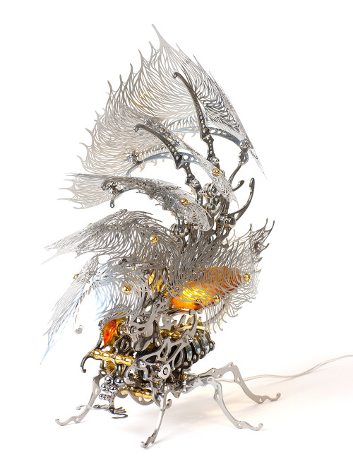 itscolossal:Kinetic ‘Insecta’ Lamps by U-Ram Choe