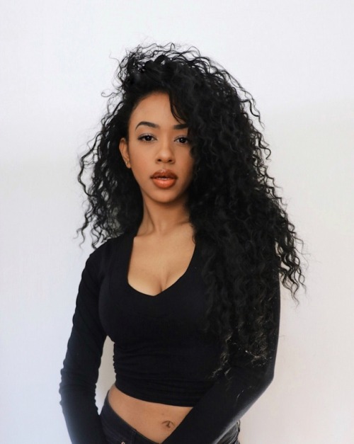 exaltedbabe:  IG: exaltedbabe