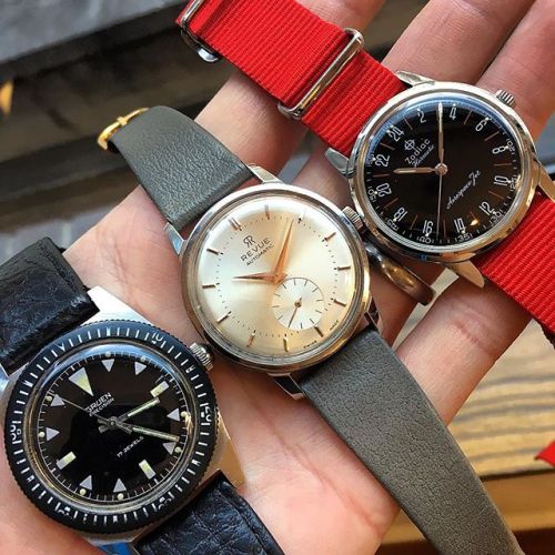 A diver, a dress, and an aviator watch walk into a bar … via Instagram 1025vintage.com