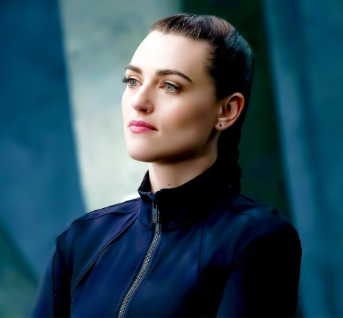 supergirl 3x17 “trinity”: lena luthor promo still