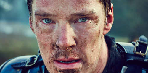cumberbuddy:Real nice HQ version of the new Hollow Crown promo picture here.  Consider this a warnin