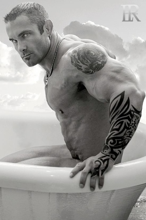MUSCLE