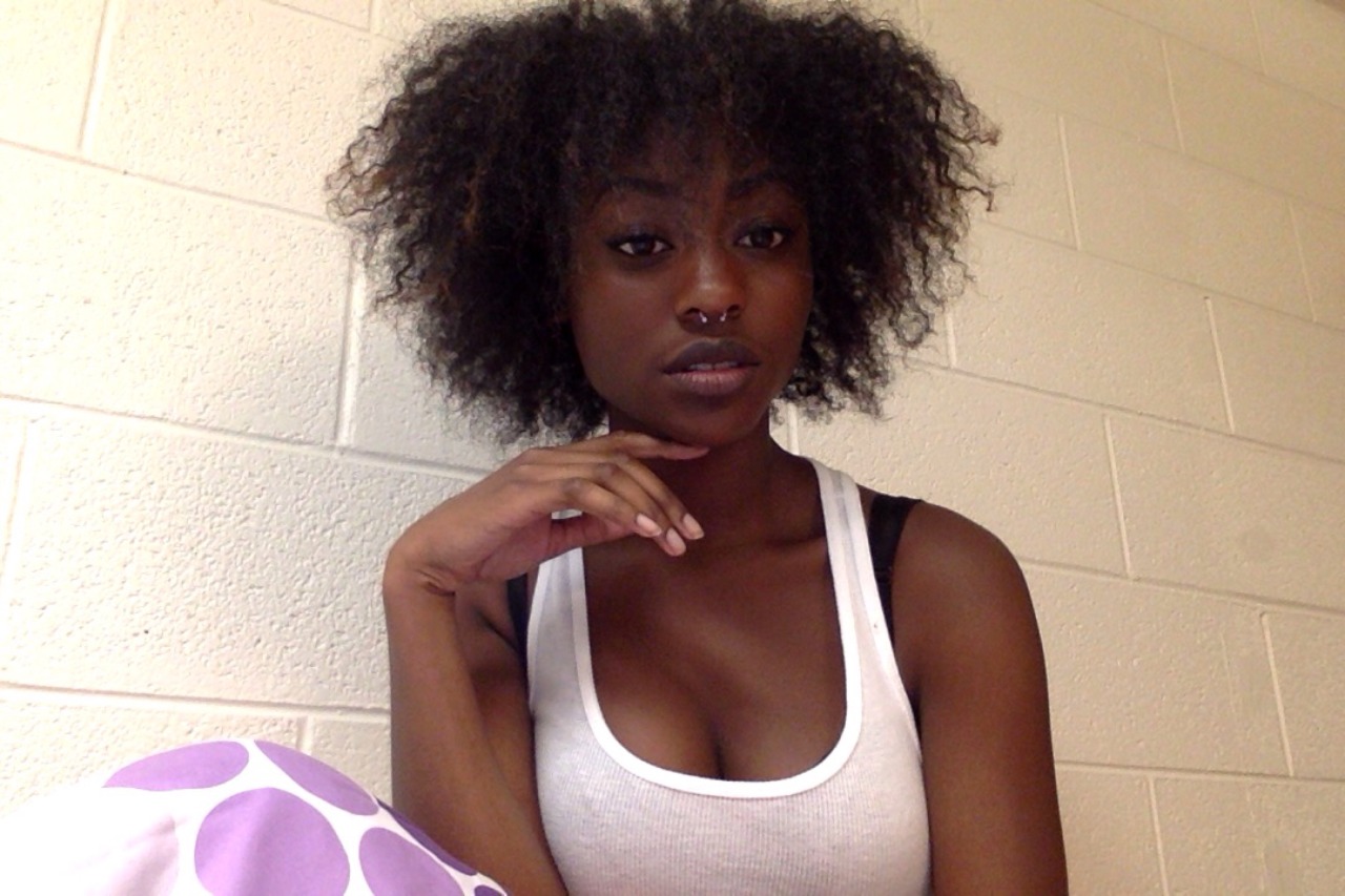 beautyisopinion:  A final hair flip to all the bullshit in 2015 💁🏿💁🏿 I